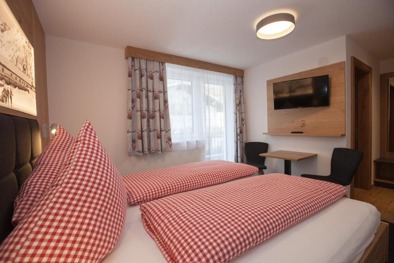 Bed and Breakfast Haus Kuechelspitz Ишгль Экстерьер фото